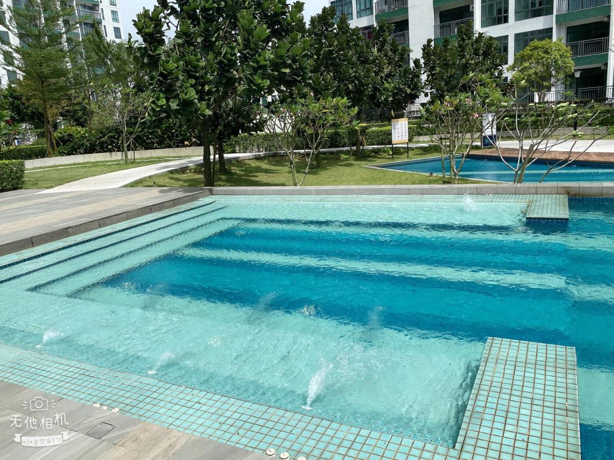 Homenest Jb City Poolview Suite By Cozy Home Johor Bahru Eksteriør billede