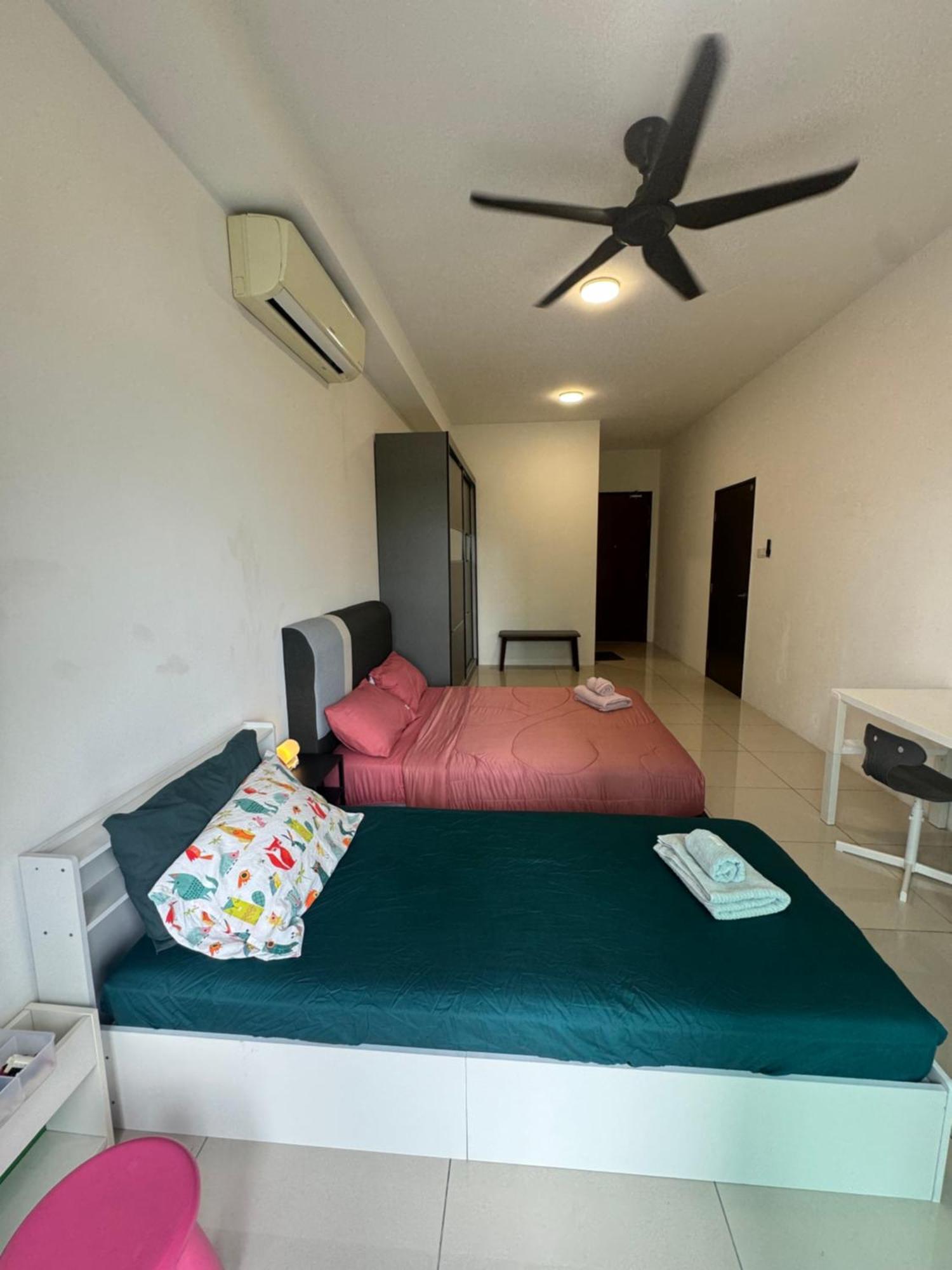 Homenest Jb City Poolview Suite By Cozy Home Johor Bahru Eksteriør billede